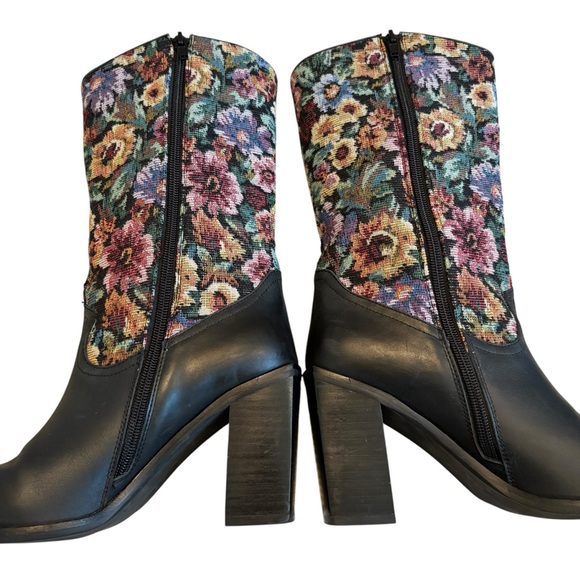 JEFFREY CAMPBELL Calimity Boot in Black Floral Tapestry, Sz 7 - Picture 8 of 16
